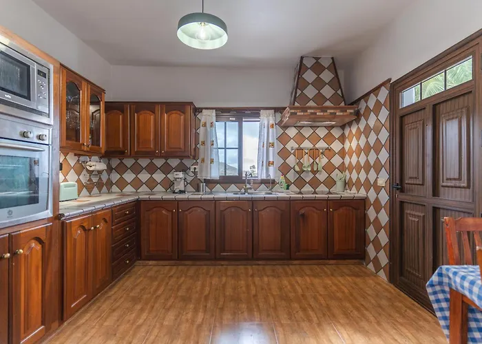 The Lemon Factory * Chío